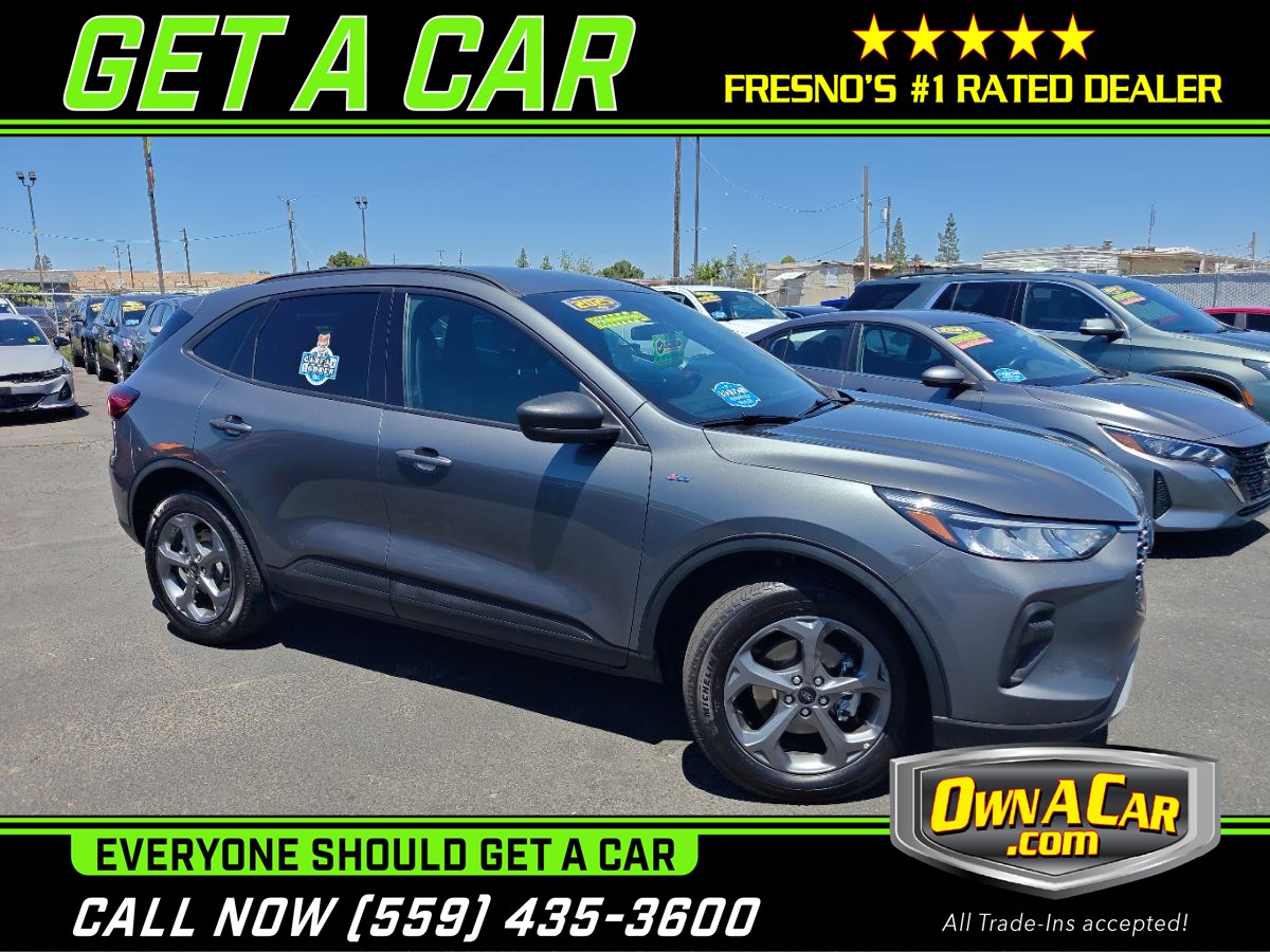 2025 Ford Escape ST-Line AWD's photo