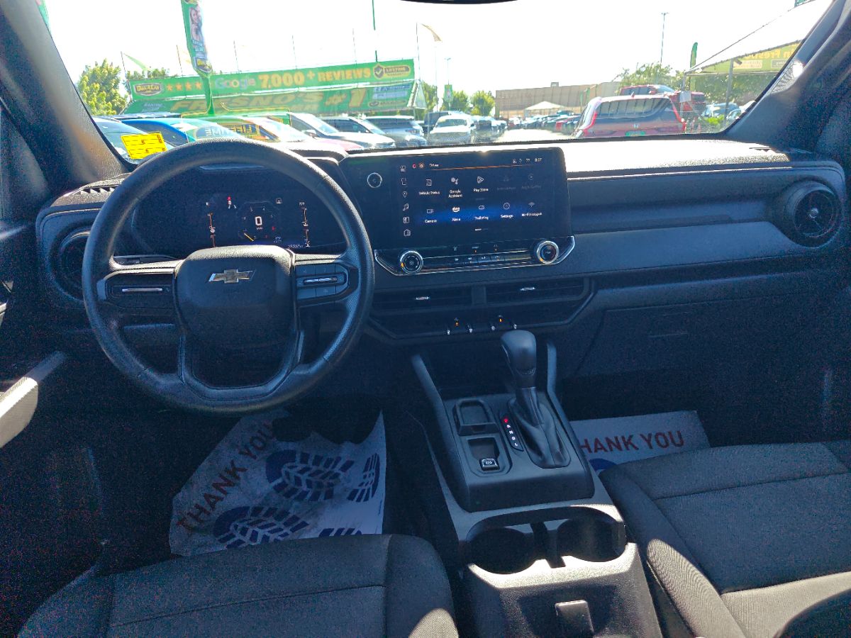 Chevrolet Colorado photo 19