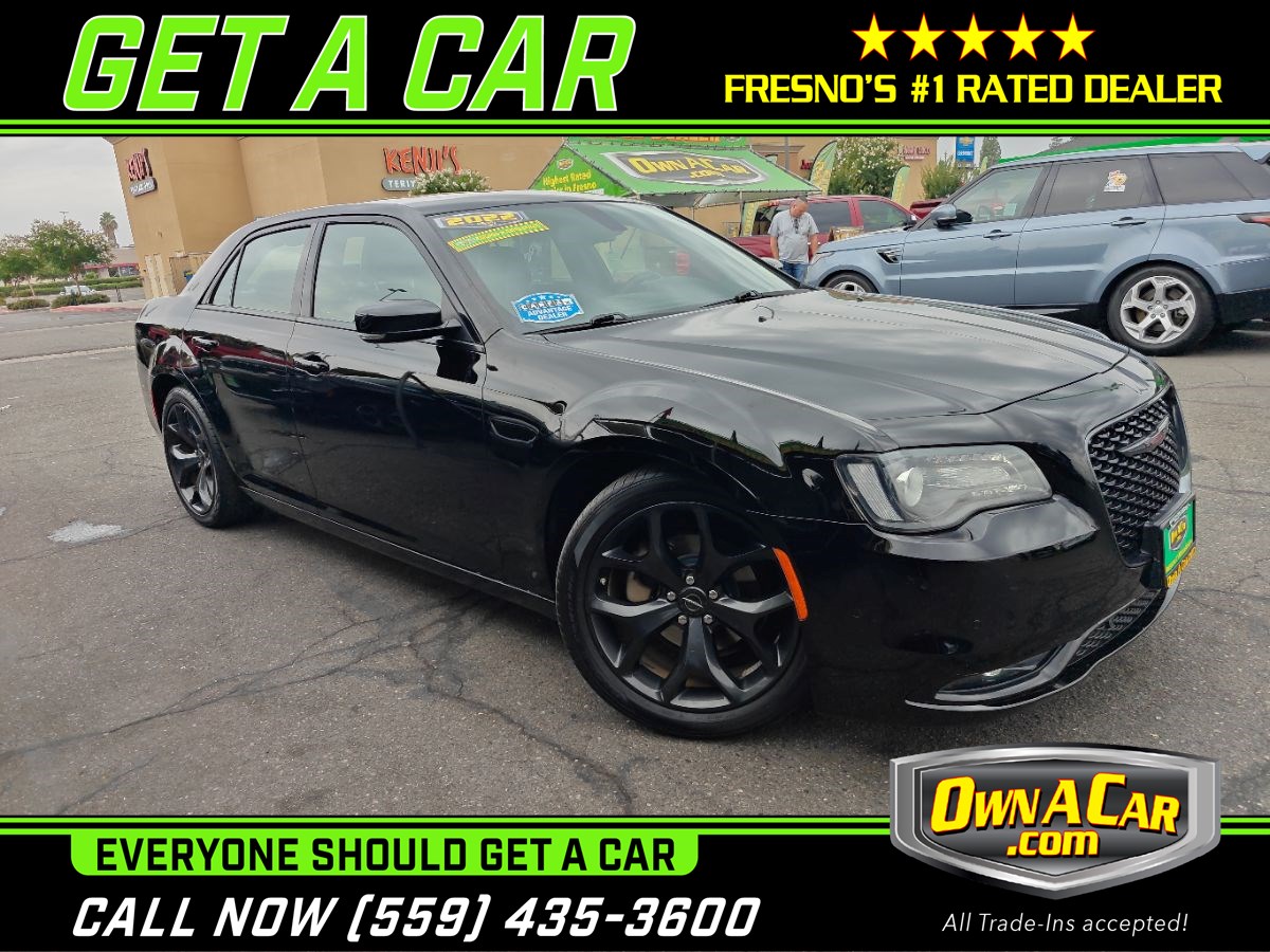 2022 Chrysler 300 S's photo