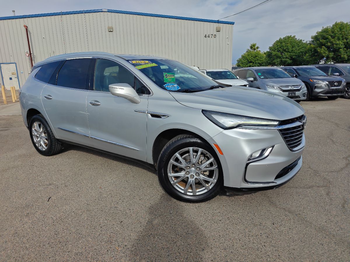 Buick Enclave photo 2