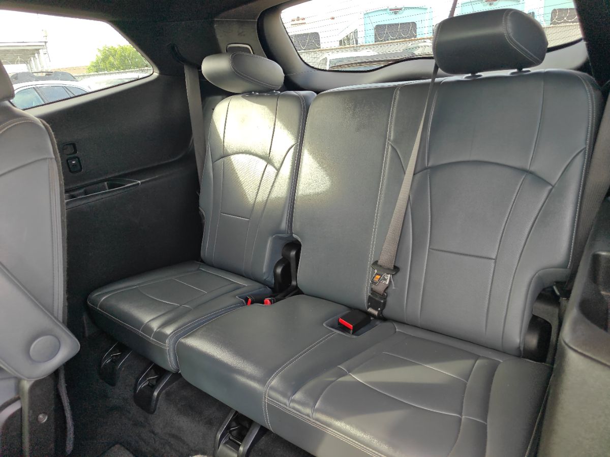Buick Enclave photo 19