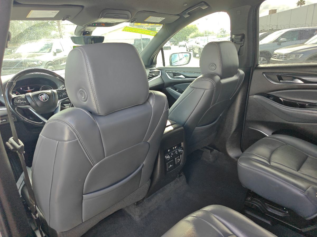 Buick Enclave photo 21