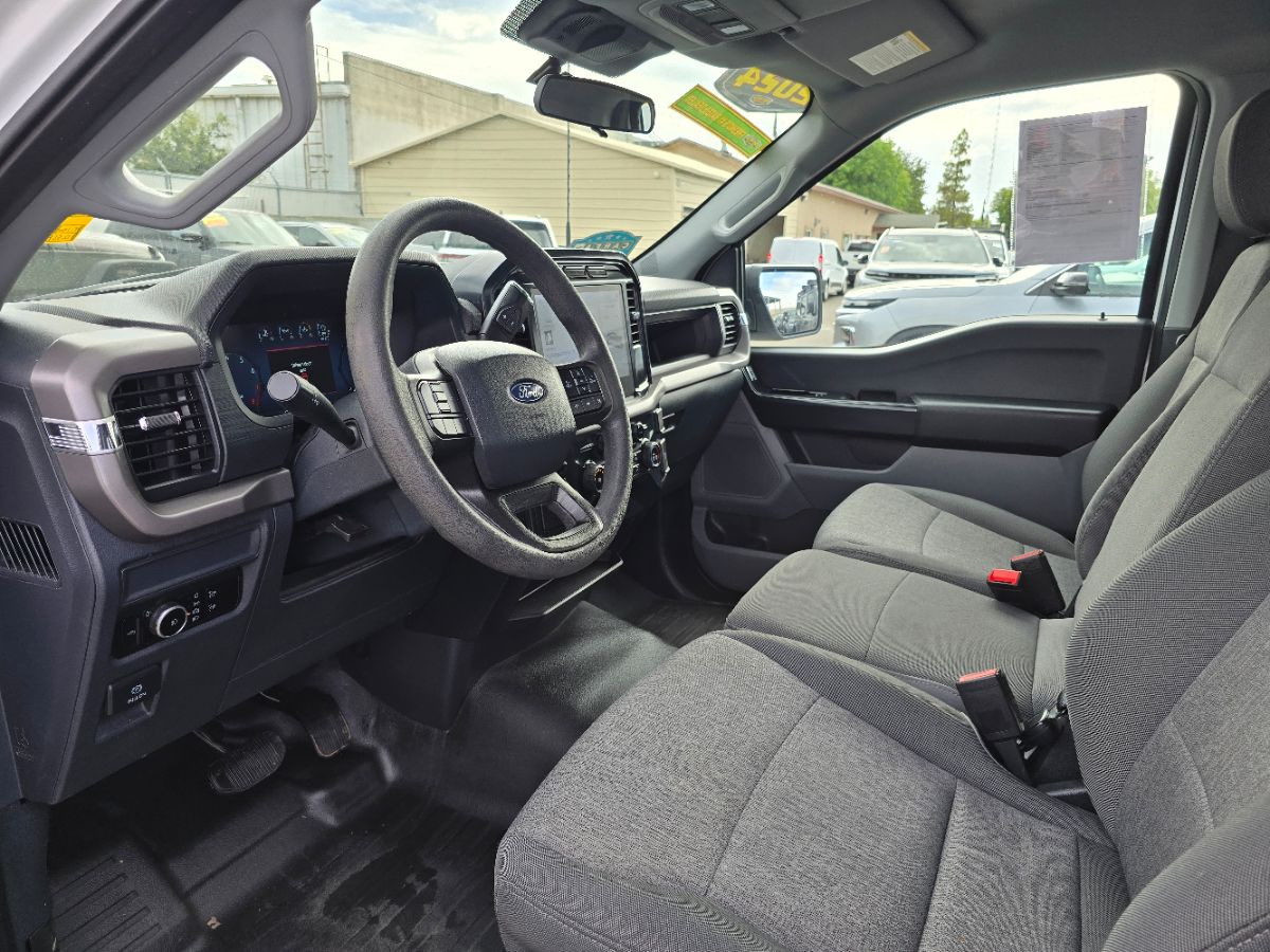 Ford F-150 photo 9