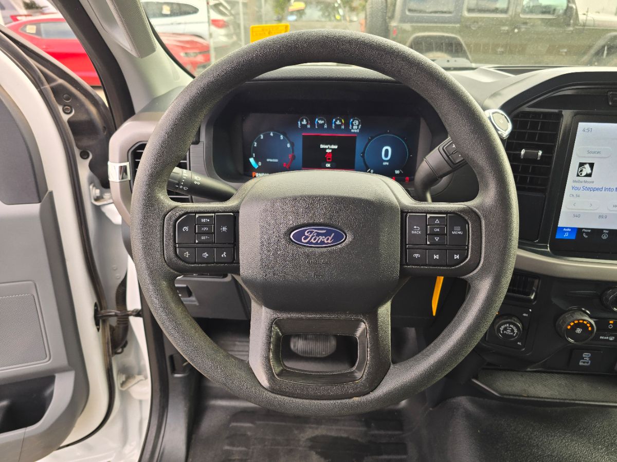 Ford F-150 photo 12