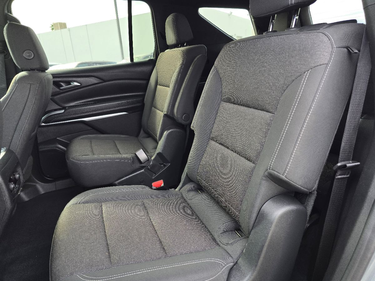 Chevrolet Traverse photo 10