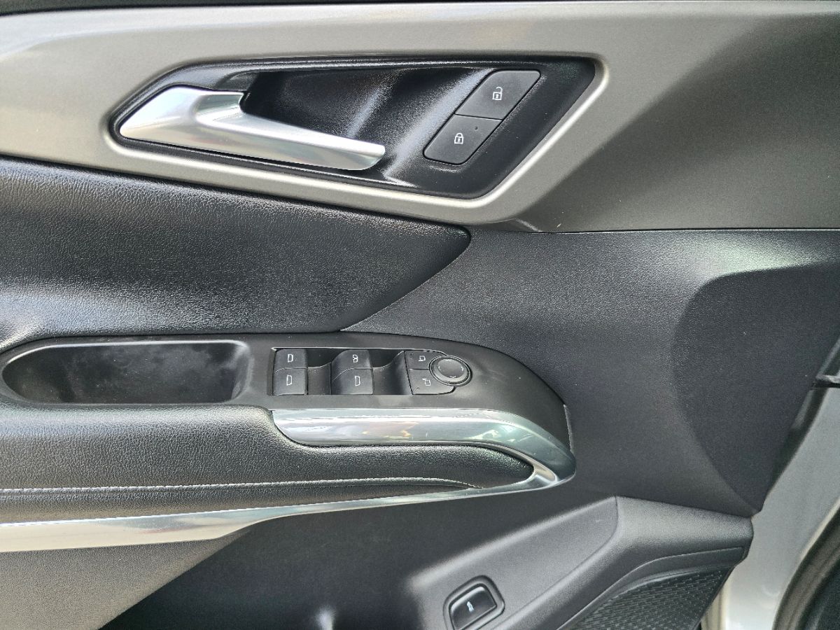 Chevrolet Traverse photo 21