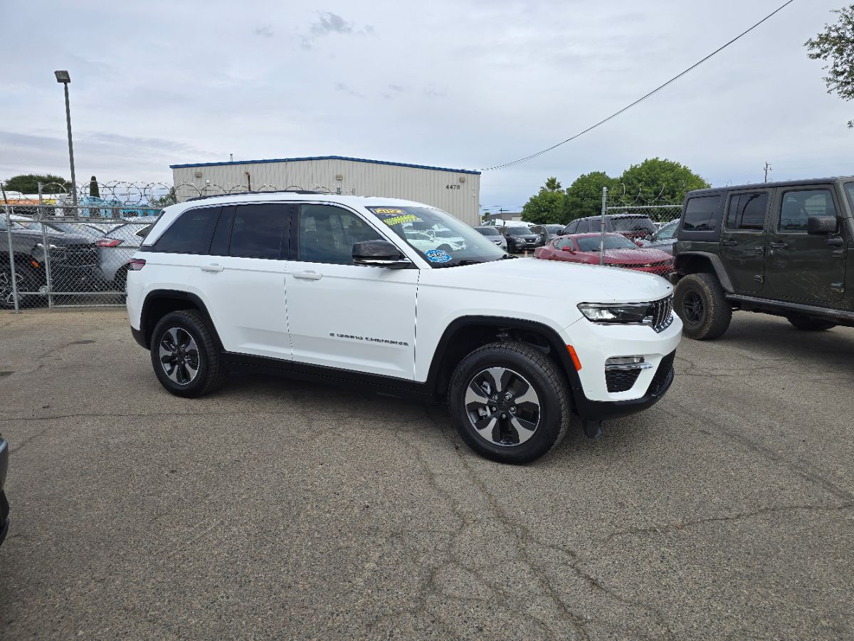 Jeep Grand Cherokee photo 6