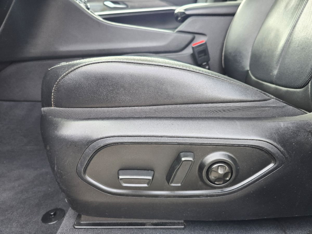 Jeep Grand Cherokee photo 20