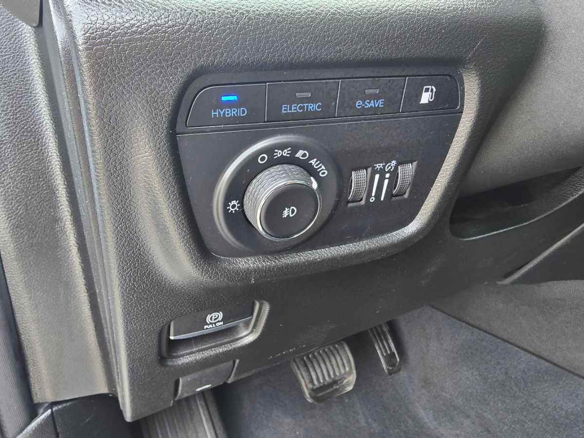 Jeep Grand Cherokee photo 22