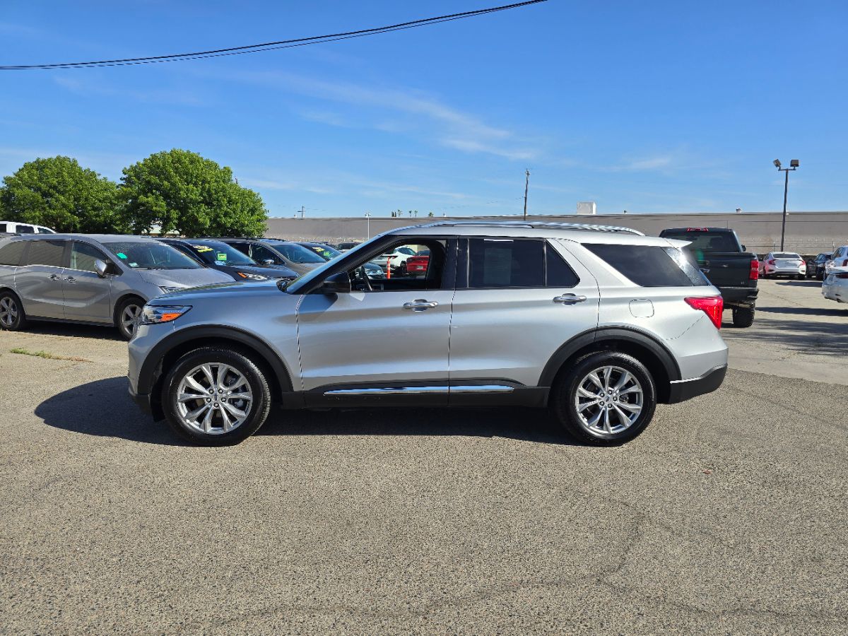 Ford Explorer photo 5