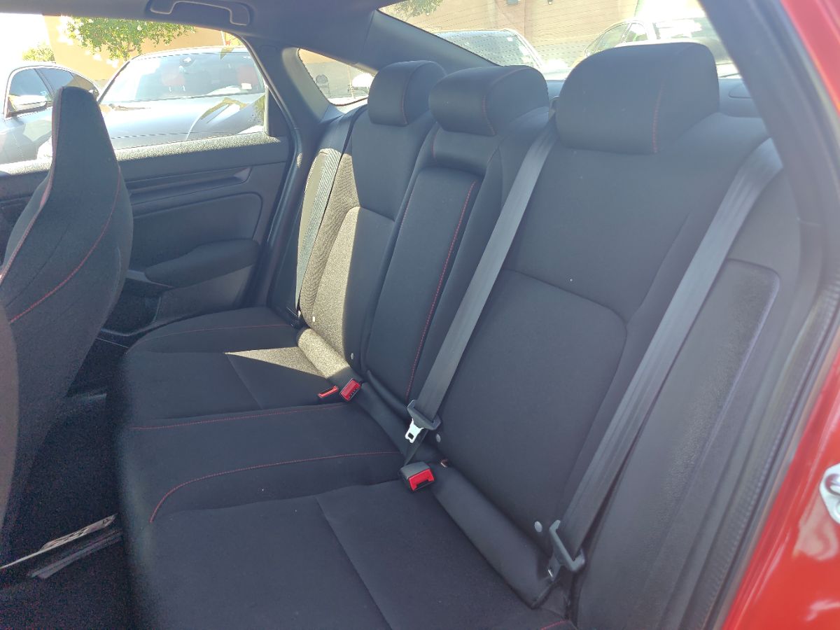 Honda Civic Si photo 17