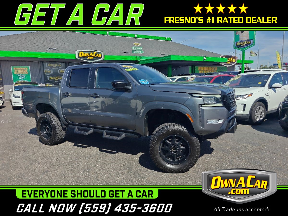 2023 Nissan Frontier SV Crew Cab 4X4 SWB's photo