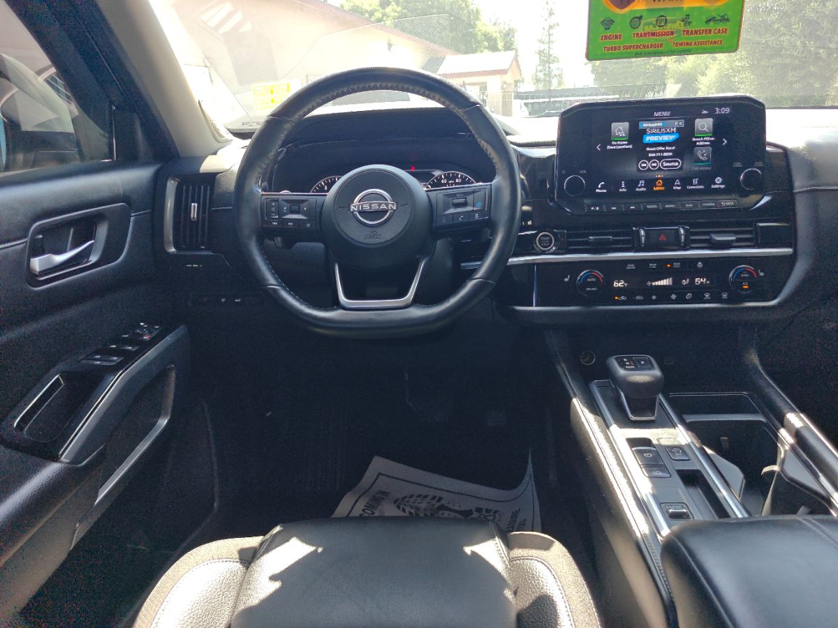 Nissan Pathfinder photo 22