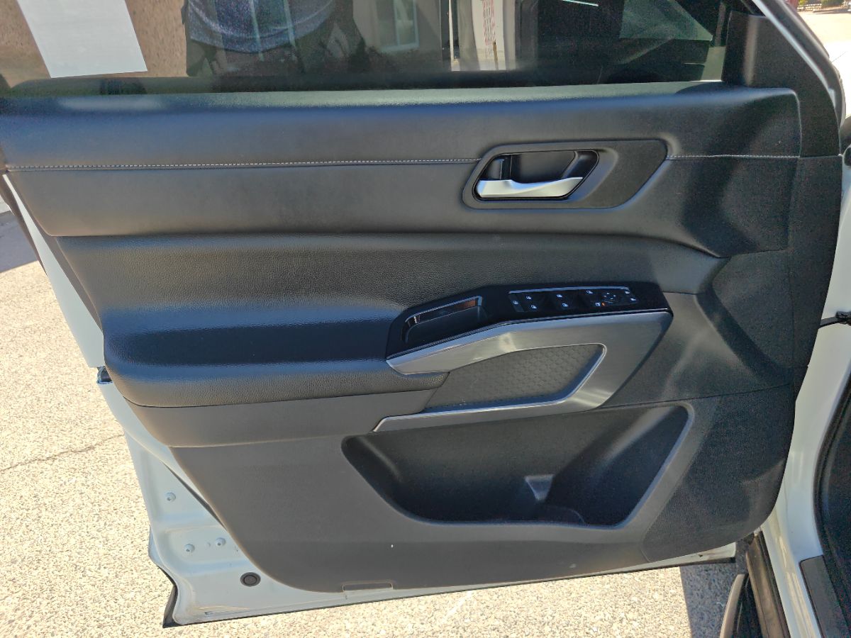 Nissan Pathfinder photo 23