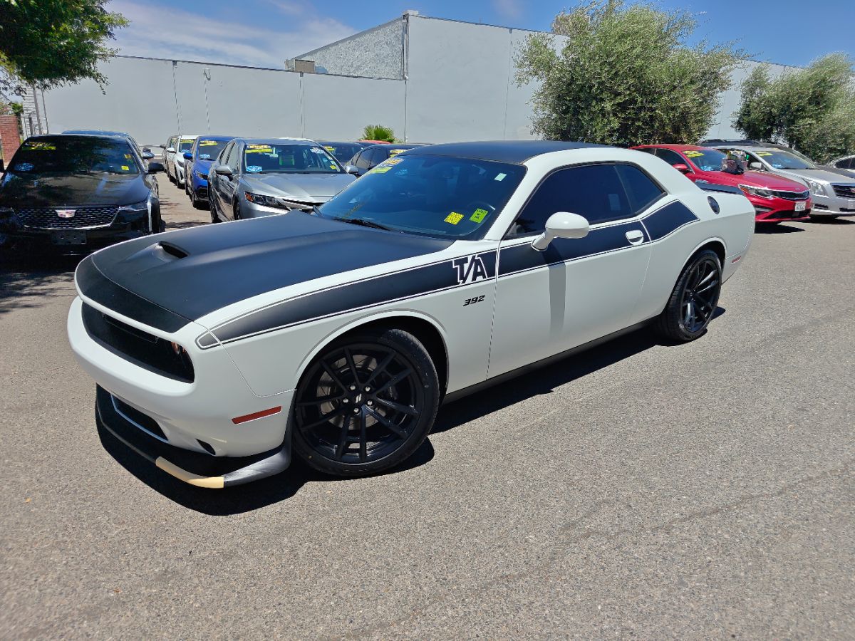 Dodge Challenger photo 5