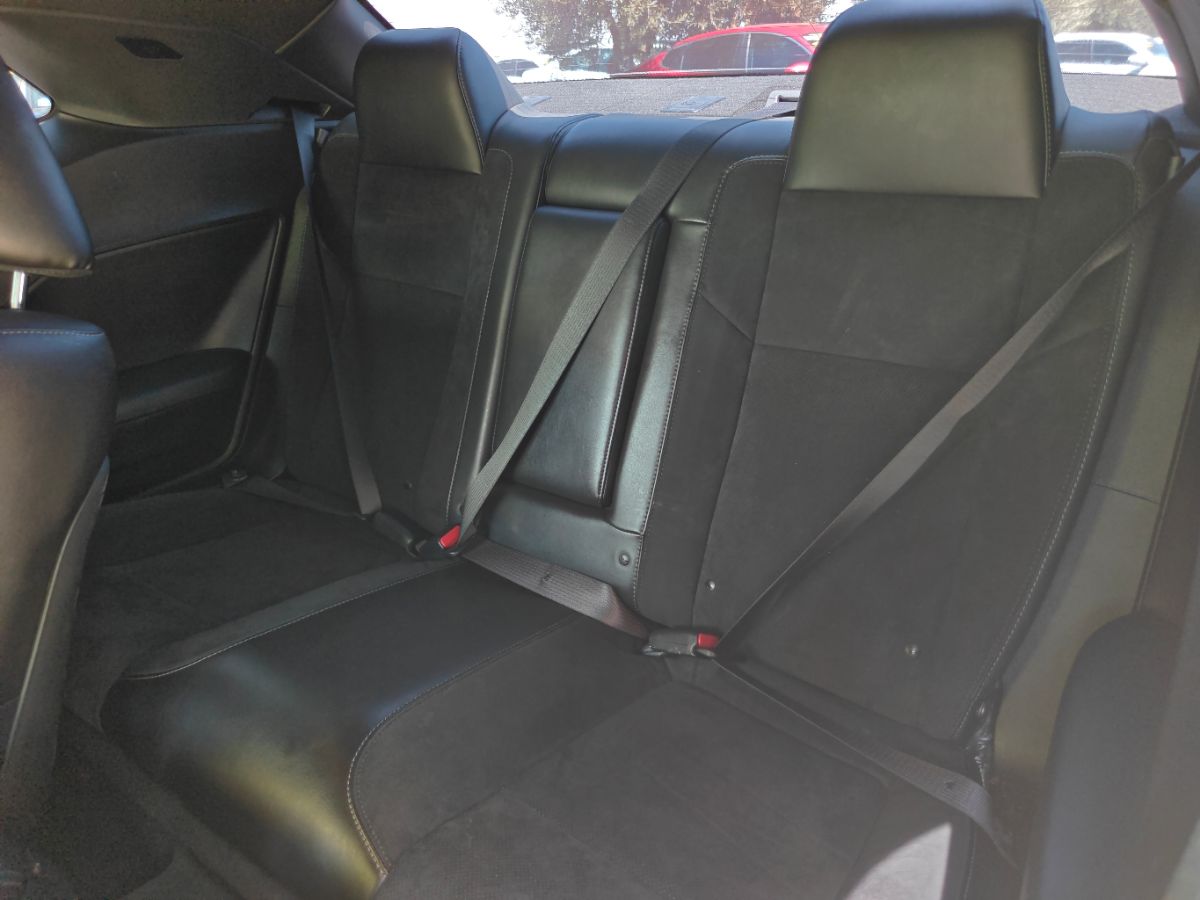 Dodge Challenger photo 17