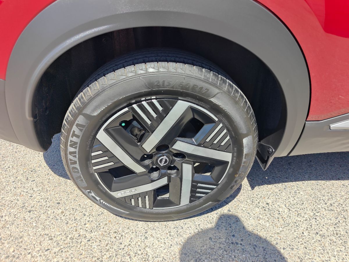 Nissan Kicks photo 9