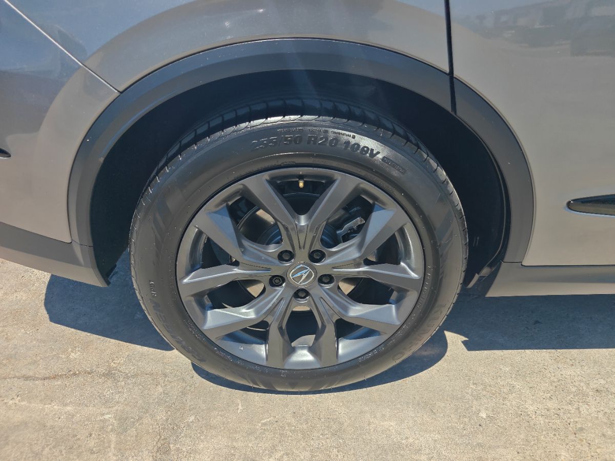Acura MDX photo 9