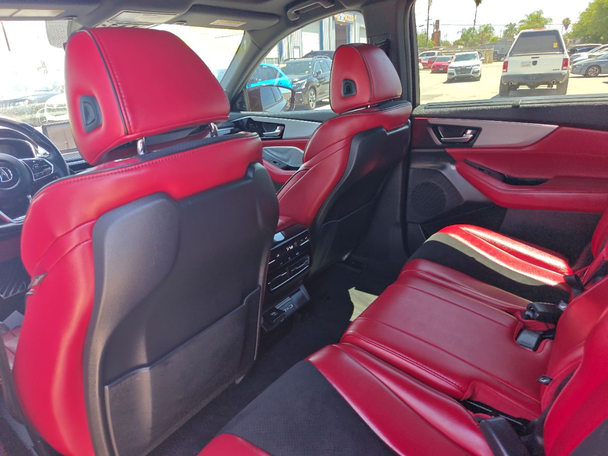 Acura MDX photo 19