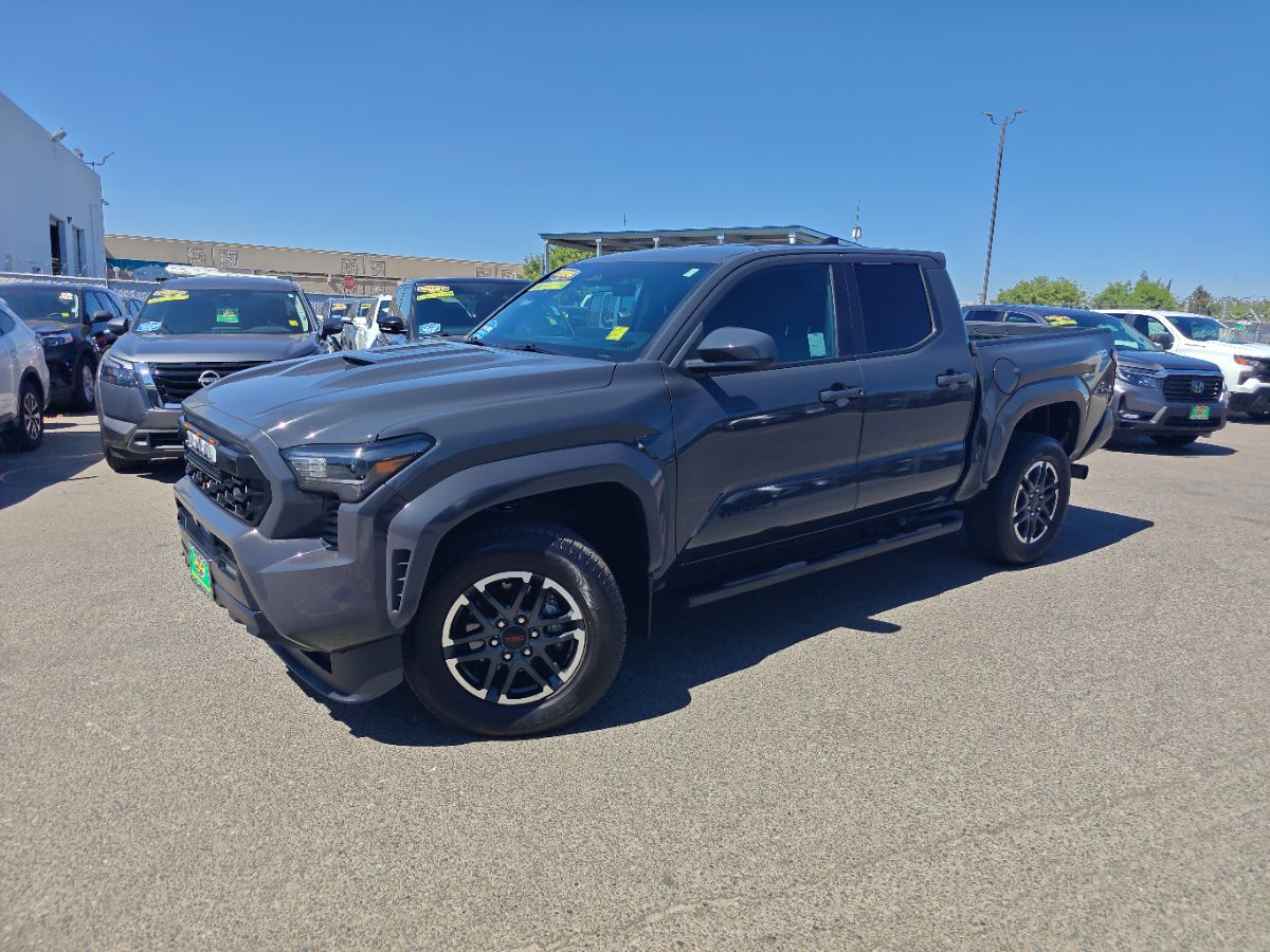 Toyota Tacoma photo 5