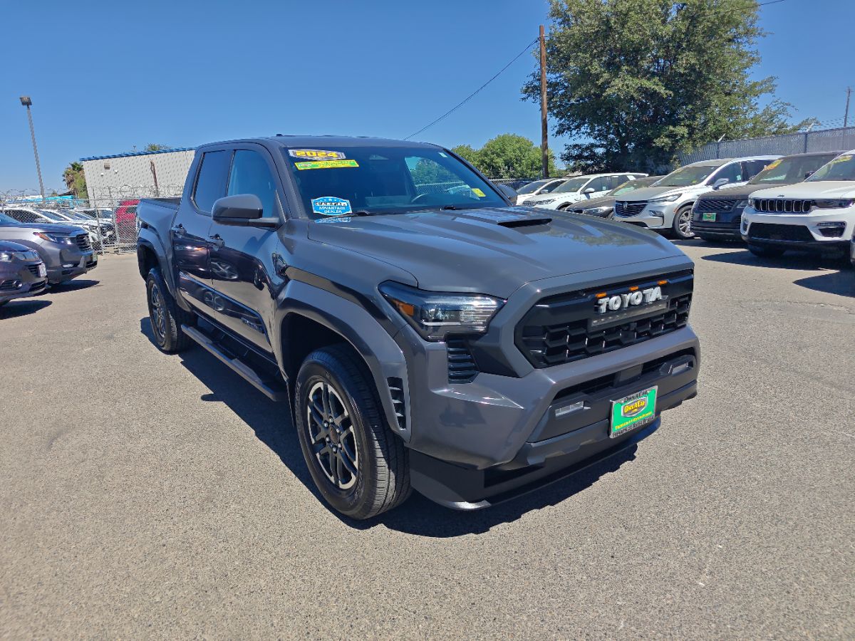 Toyota Tacoma photo 7