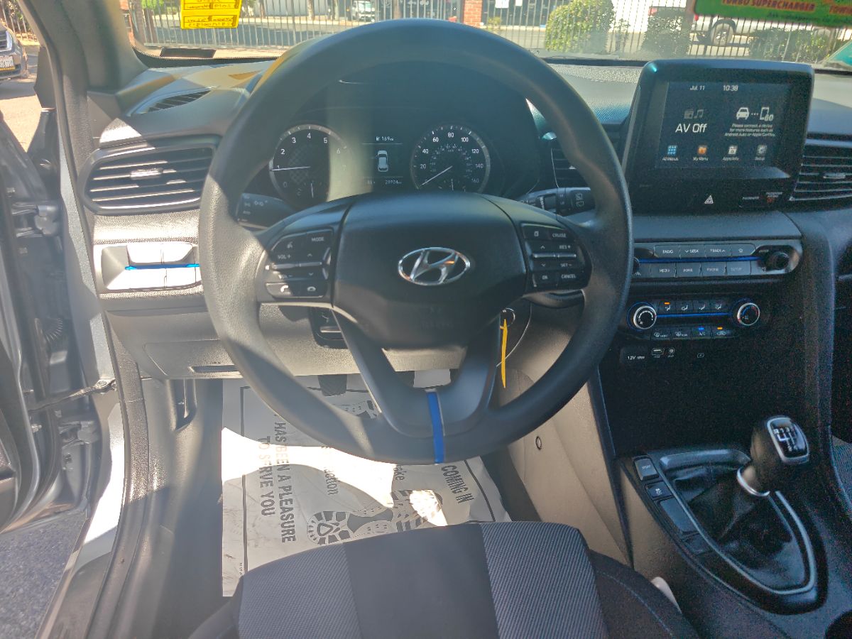 Hyundai Veloster photo 17