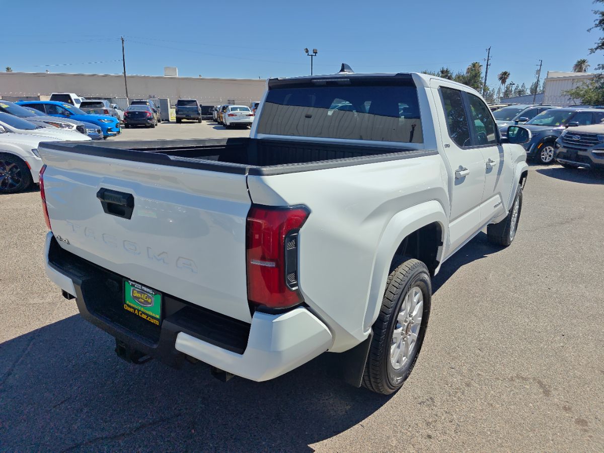Toyota Tacoma photo 10