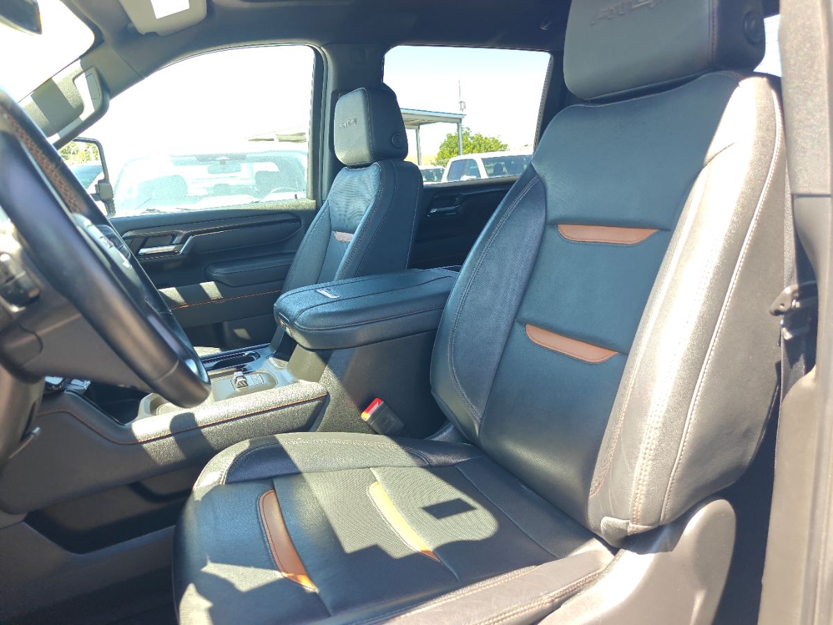 GMC Sierra photo 24