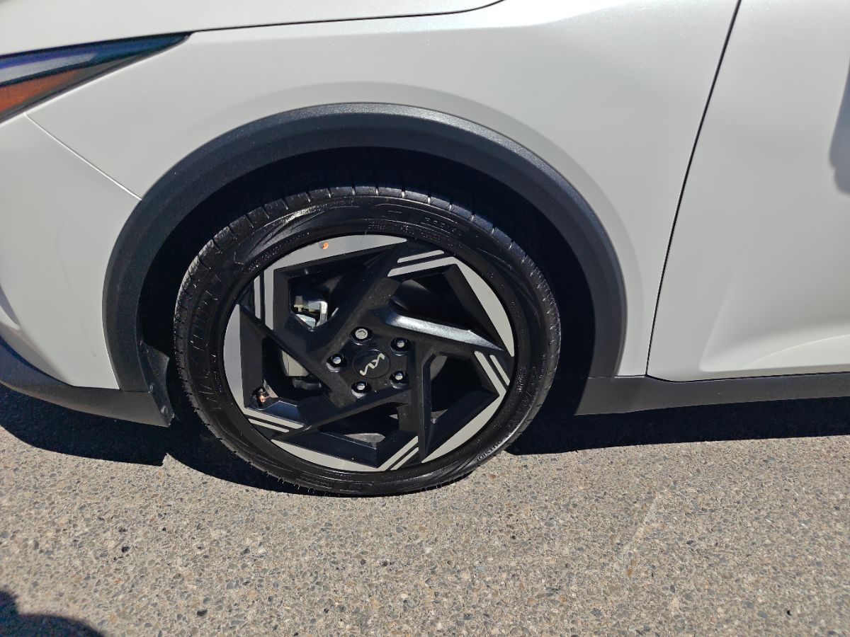 Kia K4 photo 16