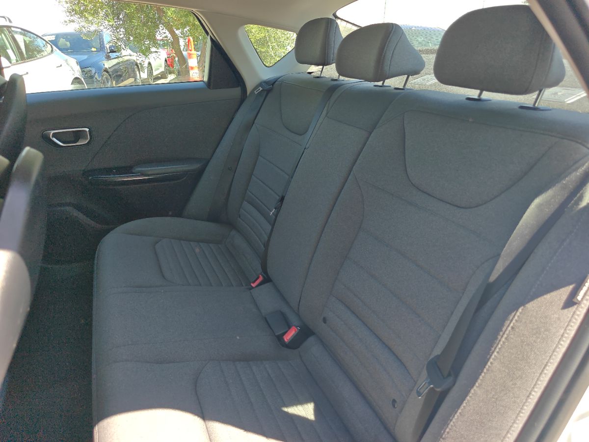 Kia K4 photo 17
