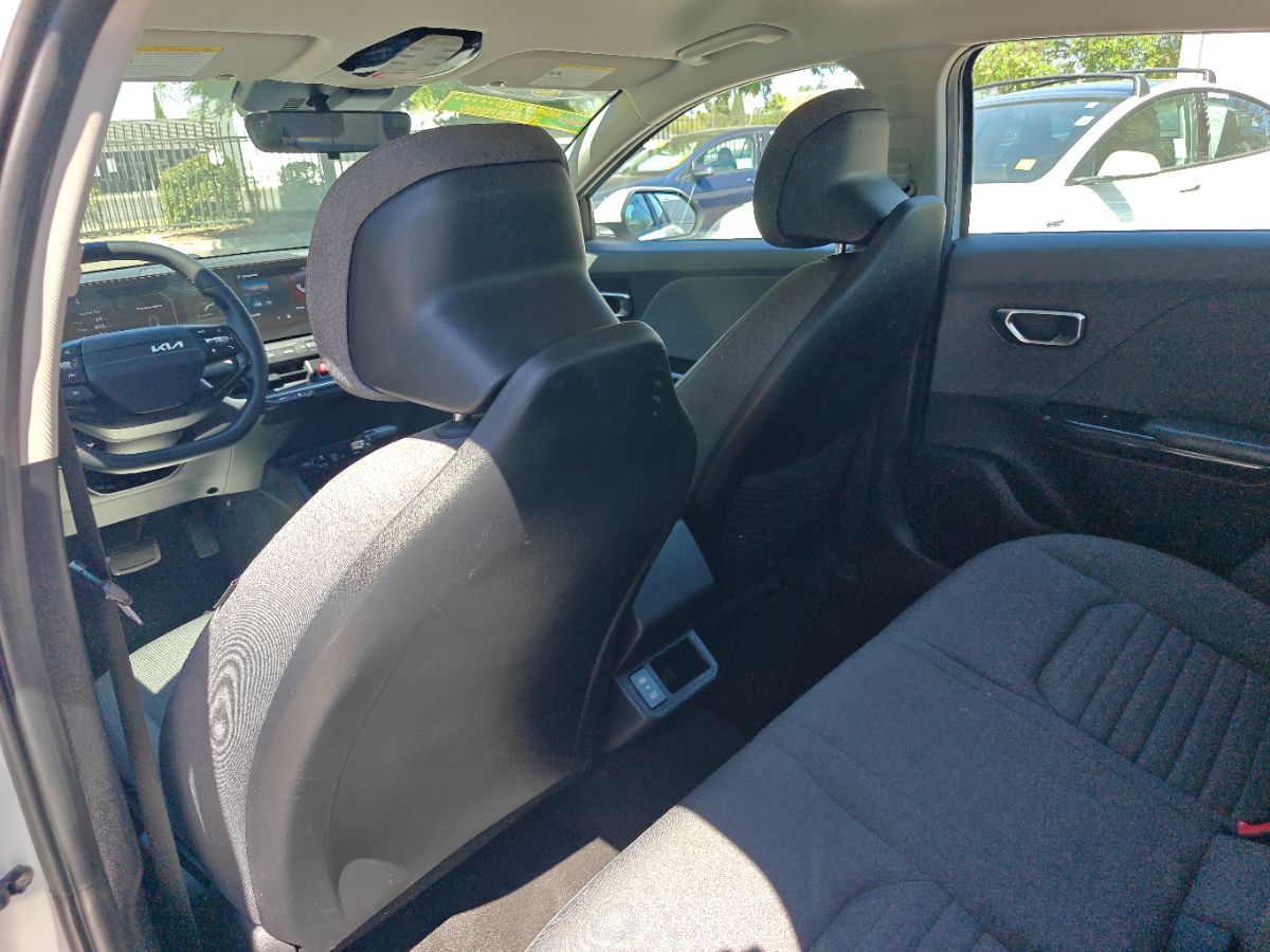 Kia K4 photo 18