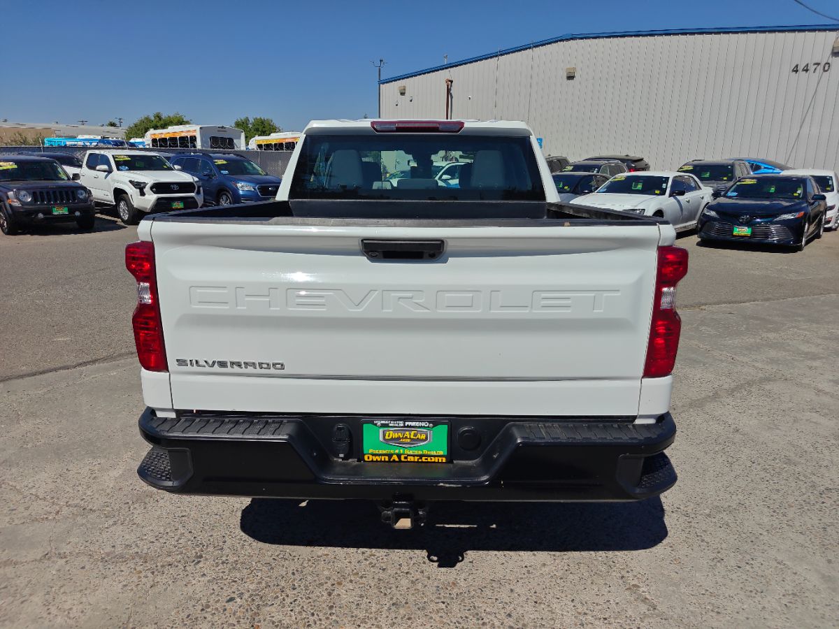 Chevrolet Silverado photo 11