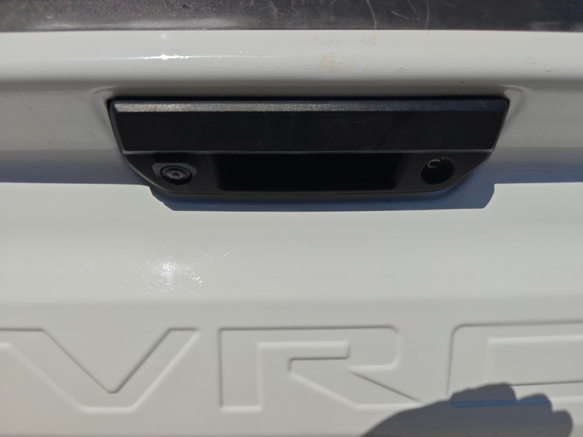 Chevrolet Silverado photo 13