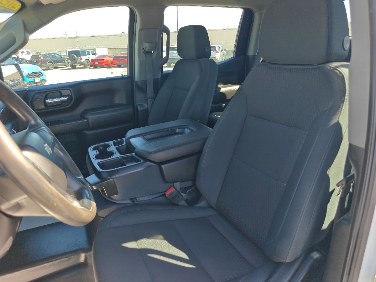 Chevrolet Silverado photo 22