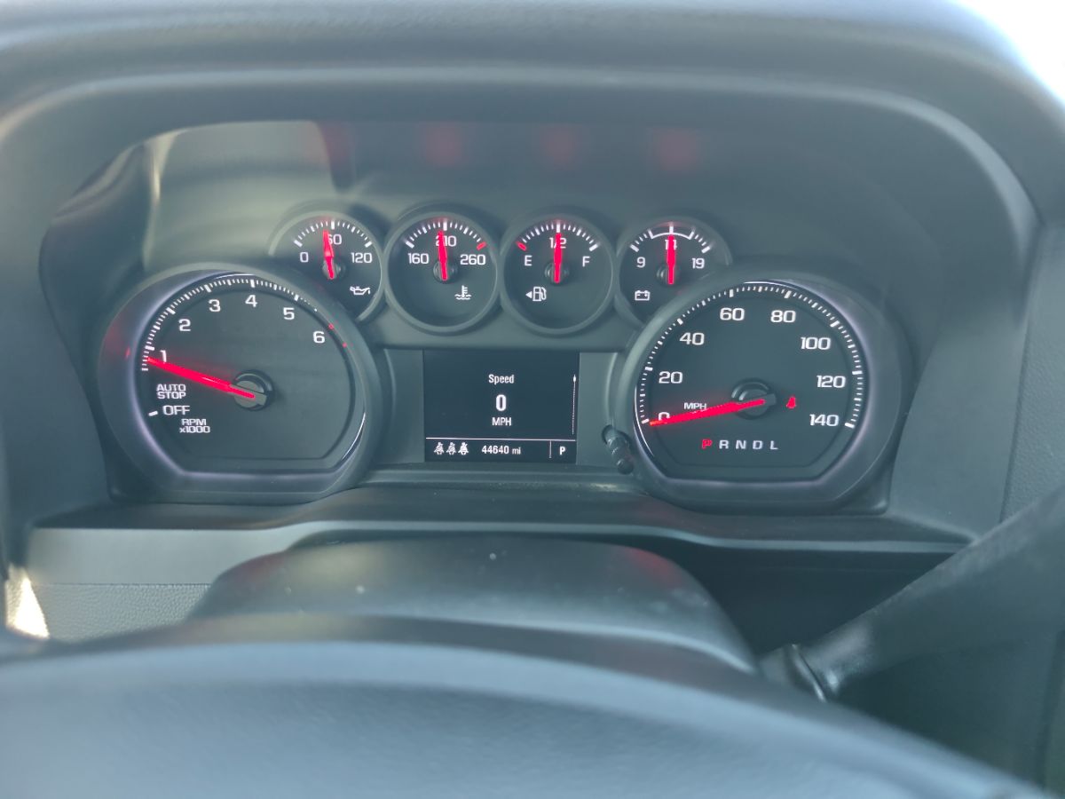 Chevrolet Silverado photo 28