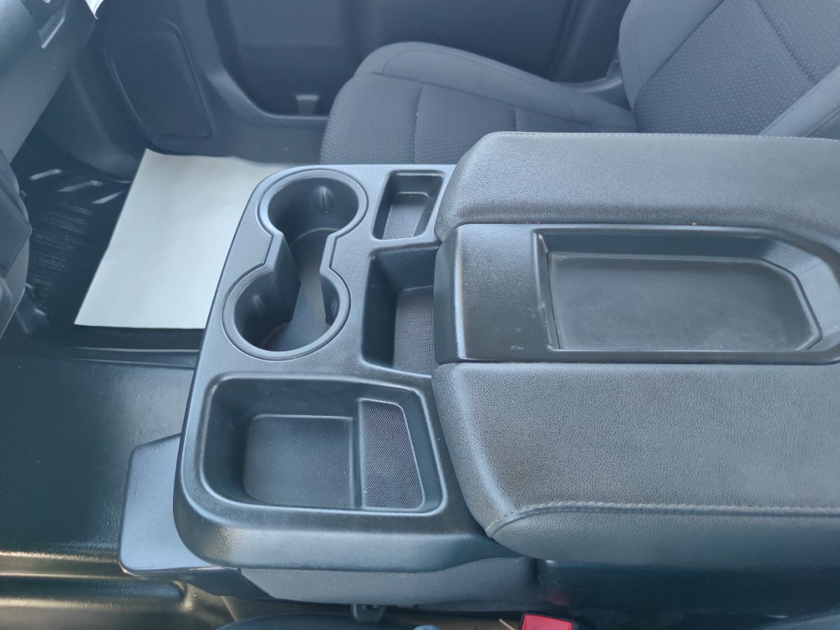 Chevrolet Silverado photo 31