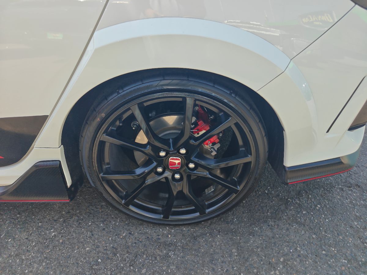 Honda Civic Type R photo 15