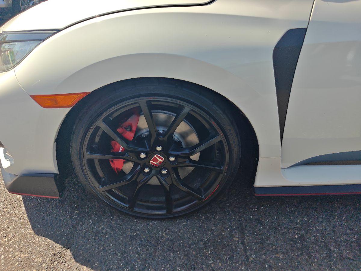 Honda Civic Type R photo 16