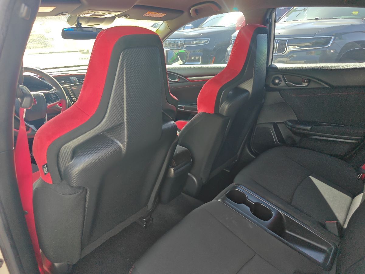 Honda Civic Type R photo 18