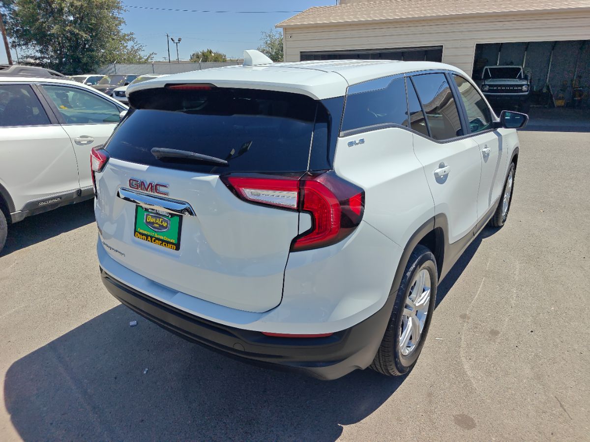GMC Terrain photo 10