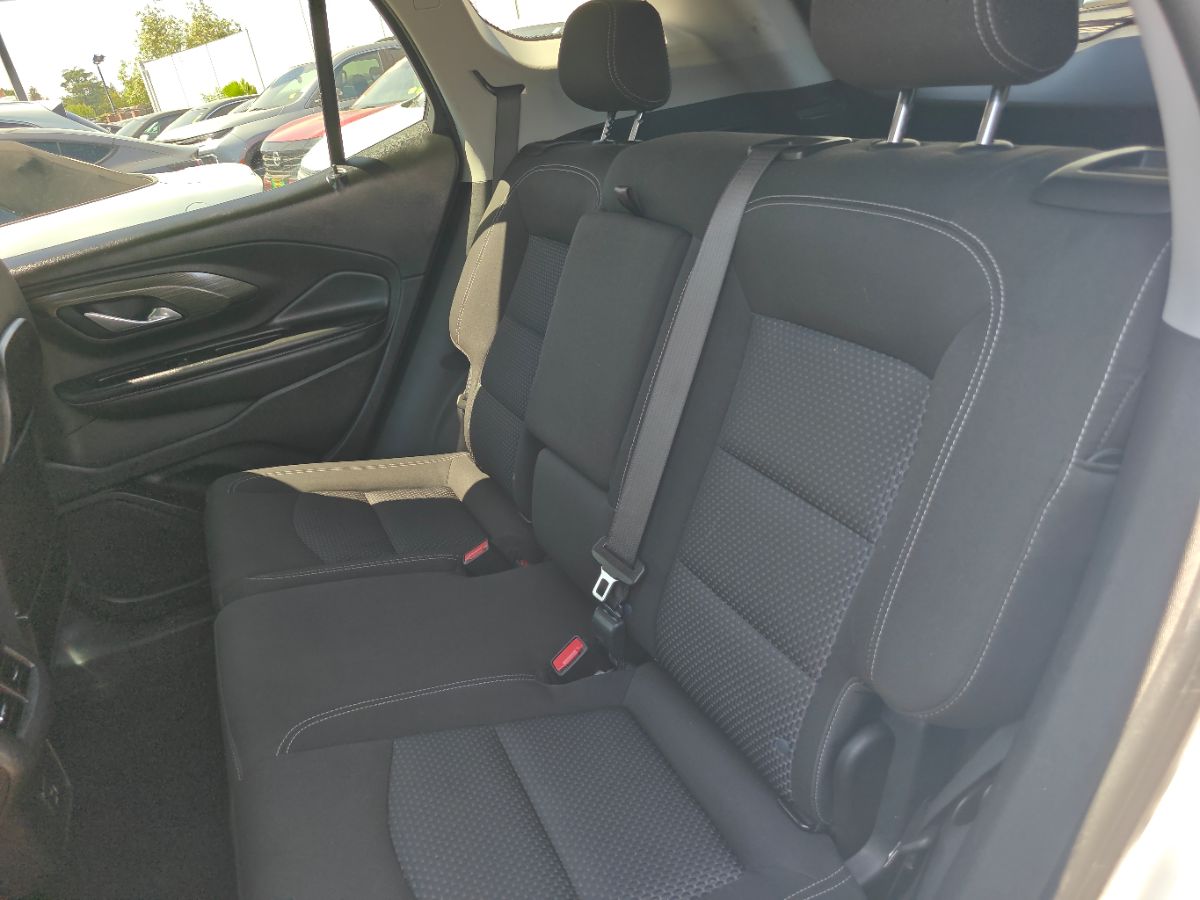 GMC Terrain photo 17