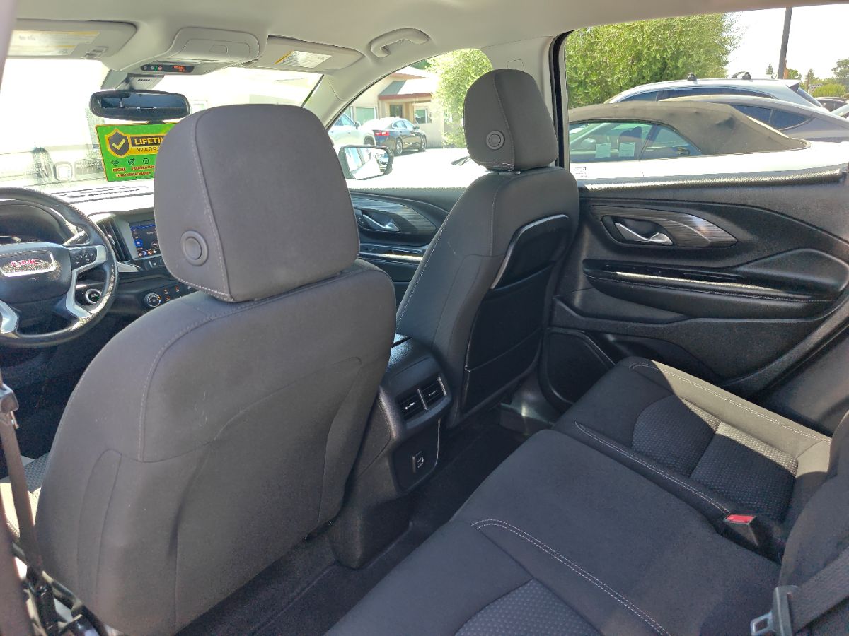 GMC Terrain photo 18