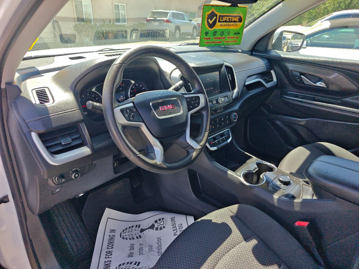 GMC Terrain photo 23