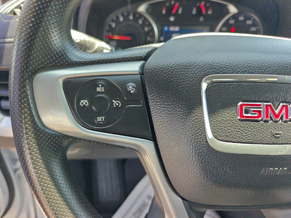 GMC Terrain photo 25