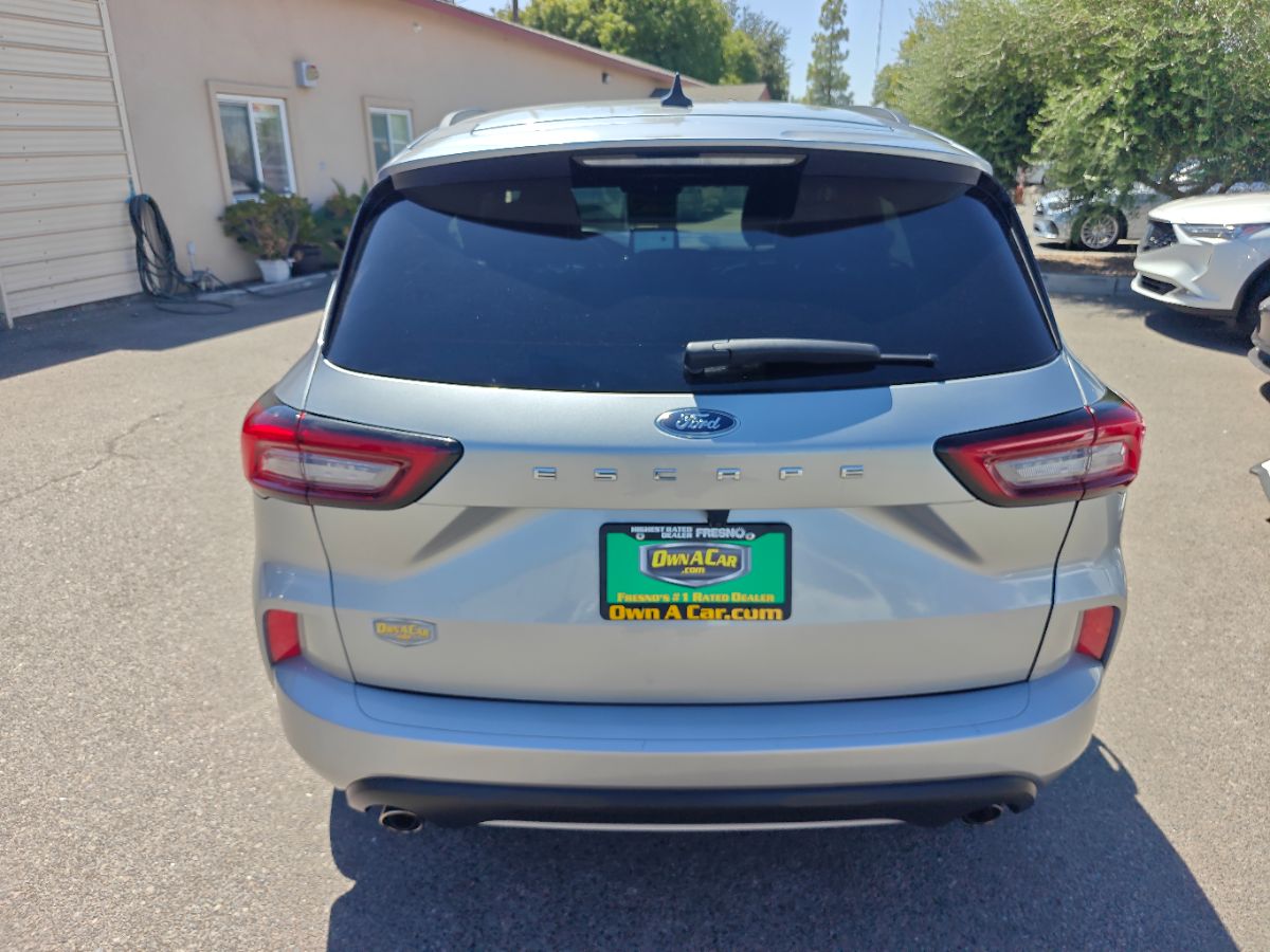 Ford Escape photo 11