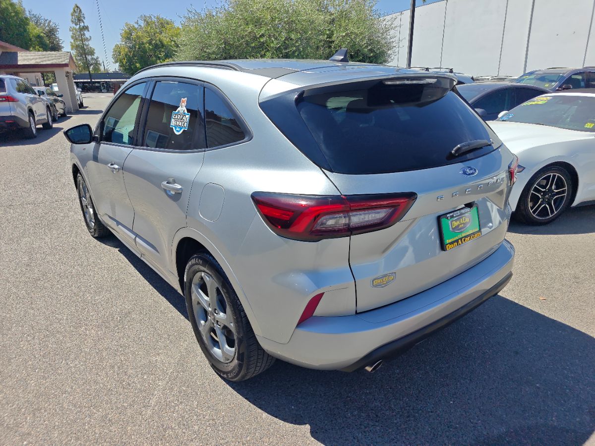 Ford Escape photo 12