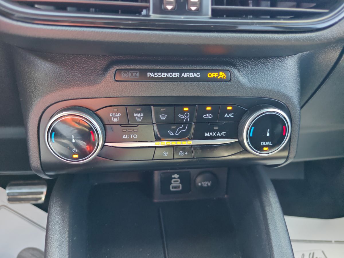 Ford Escape photo 31
