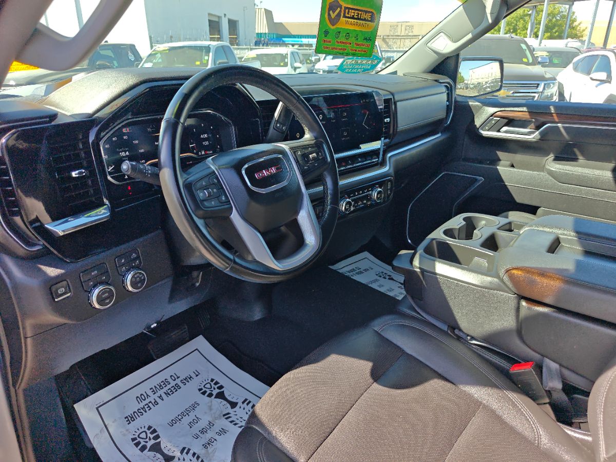 GMC Sierra photo 24