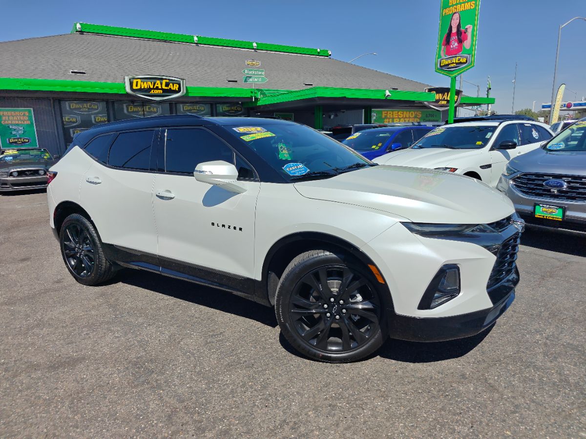 Chevrolet Blazer photo 2