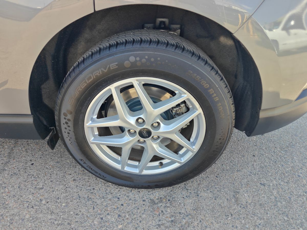 Ford Edge photo 15